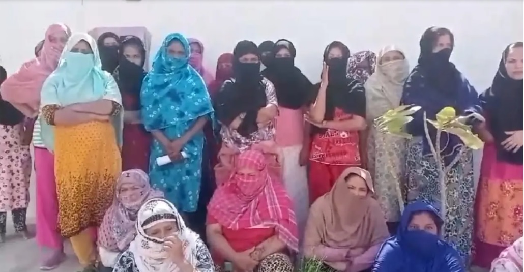 বিনা খরচে দাসী পাঠানো অভিযান